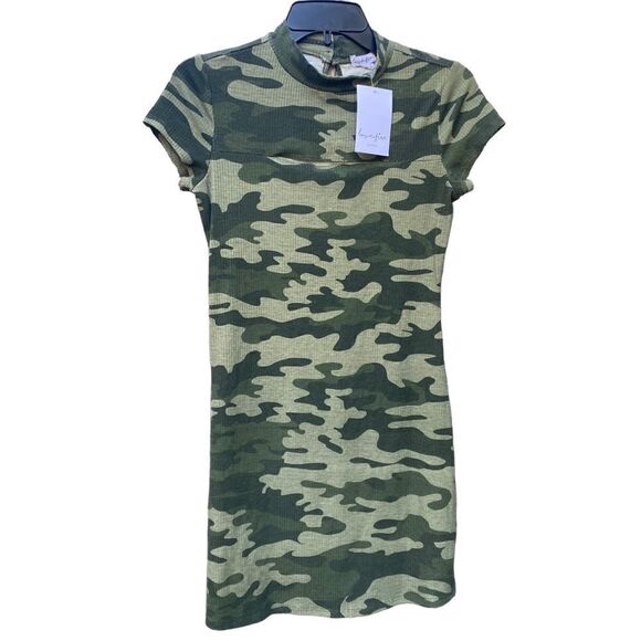 Love Fire Camouflage Dress With Cut Out Front Sz S NWT - Picture 1 of 6
